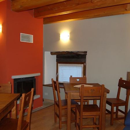 Il Nocciolo Bed & Breakfast บาร์ด ภายนอก รูปภาพ