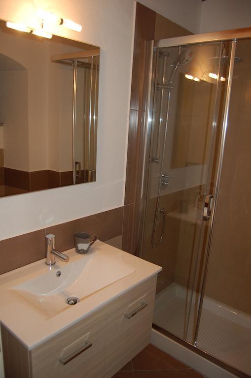 Il Nocciolo Bed & Breakfast บาร์ด ห้อง รูปภาพ