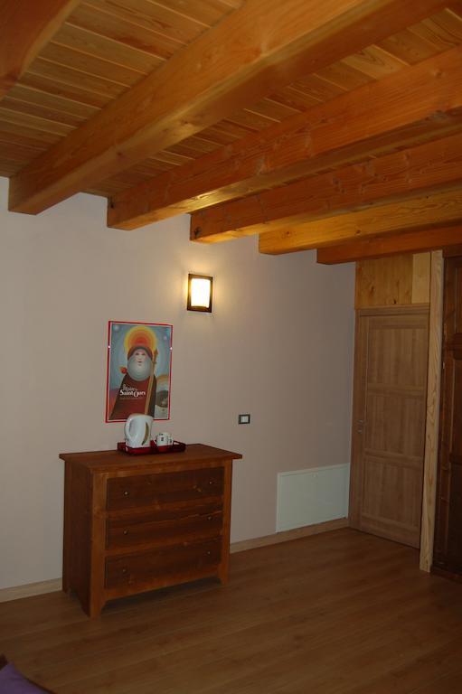Il Nocciolo Bed & Breakfast บาร์ด ภายนอก รูปภาพ